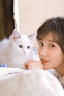 监狱女囚满天星无删减版